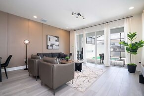 Family Friendly w Pool Near Disney at Serenity 1420