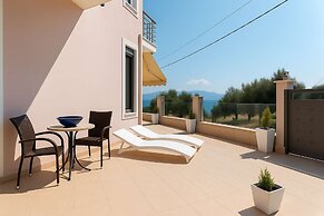 La Casa Rosa Seaside Getaway