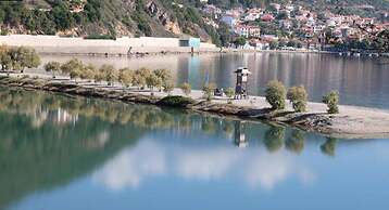 La Casa Rosa Seaside Getaway