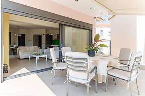 La Casa Rosa Seaside Getaway