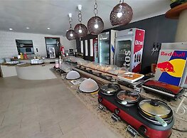 Flat 1 Quarto Beira Mar-Com Piscina-120D