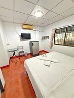 Malee Guesthouse & Restaurant