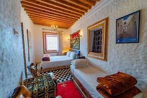 Riad la santa