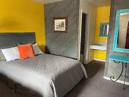 Historic Mora Inn and RV Park