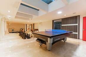 Yeguad U6 by Wynwood House