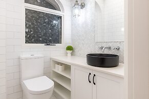 The Hamptons Paddington Home