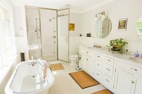 Gorgeous Garrison Gem Pool Sauna Hot Tub More