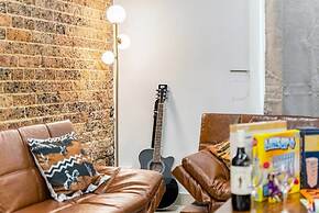 3BR Retro Escape ICC & Darling Harbour