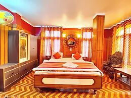 Hotel Near Boat House Mall Road Nainital