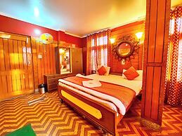 Hotel Near Boat House Mall Road Nainital