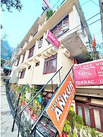 Hotel Near Boat House Mall Road Nainital