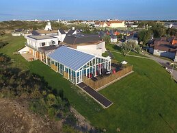 Family-friendly Retreat on the Opal Coast