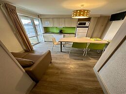 Family-friendly Retreat on the Opal Coast