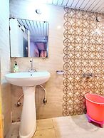 Hotel Near Naini Lake Nainital