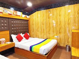 Hotel Near Naini Lake Nainital