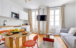 Elegant 1BR by Eiffel - Sleeps 4