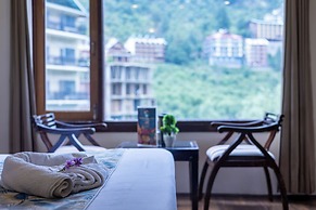 Himalayan Spurge Villa