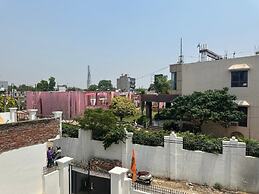 Geetatri Luxury Homestay