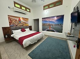 Geetatri Luxury Homestay