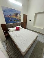 Geetatri Luxury Homestay