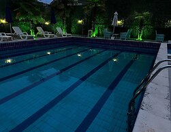 Lion Hotel