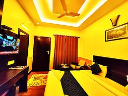 Hotel Crown Castle Mall Road Nainital