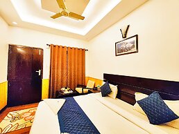 Hotel Crown Castle Mall Road Nainital
