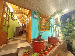 Hotel Crown Castle Mall Road Nainital