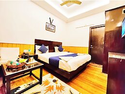 Hotel Crown Castle Mall Road Nainital