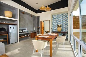 Overthemoon Luxury Pool Villas