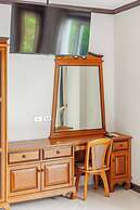 Luxury Iconic Royal Boat Pool Villa North Pattaya