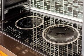 Luxury Iconic Royal Boat Pool Villa North Pattaya