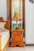 Luxury Iconic Royal Boat Pool Villa North Pattaya