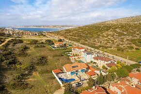 The Fountain Çeşme
