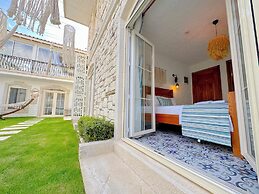 The Fountain Çeşme