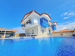 The Fountain Çeşme