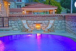 The Fountain Çeşme