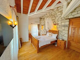 The Fountain Çeşme