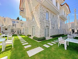 The Fountain Çeşme