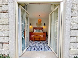 The Fountain Çeşme