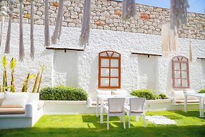 The Fountain Çeşme