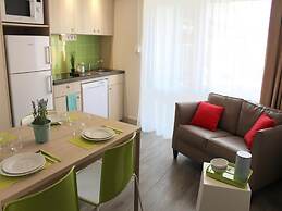 Bayside Apartment in Bleriot-plage