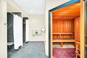 Upstay Modern 3BR Getaway w Pool and Hot Tub