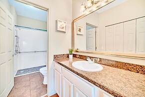 Family-friendly Condo With Pool, Sauna & Hot Tub