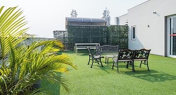 Housr 2 BHK Apartment Sector 41 Gurgaon