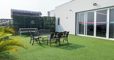 Housr 2 BHK Apartment Sector 41 Gurgaon