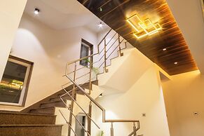 Housr 2 BHK Apartment Sector 41 Gurgaon