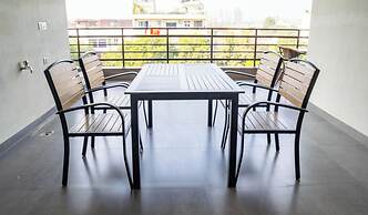 Housr 2 BHK Apartment Sector 41 Gurgaon