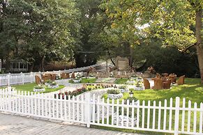 Chukhur Gabala Museum Hotel