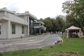 Chukhur Gabala Museum Hotel